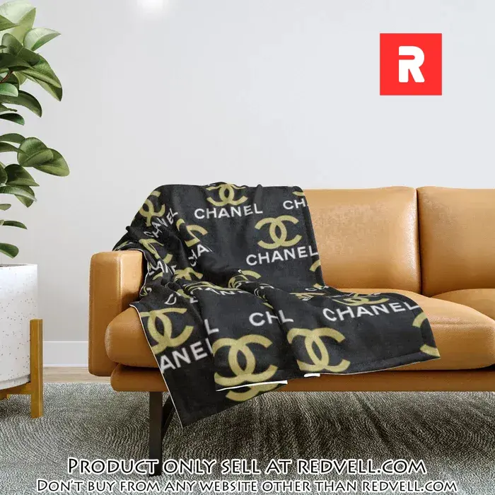 Chanel yellow logo black luxury brand premium quilt blanket fleece home decor rv3906892